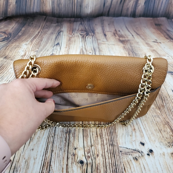 Michael Kors Fulton Small Chain Bag - Picture 10 of 13